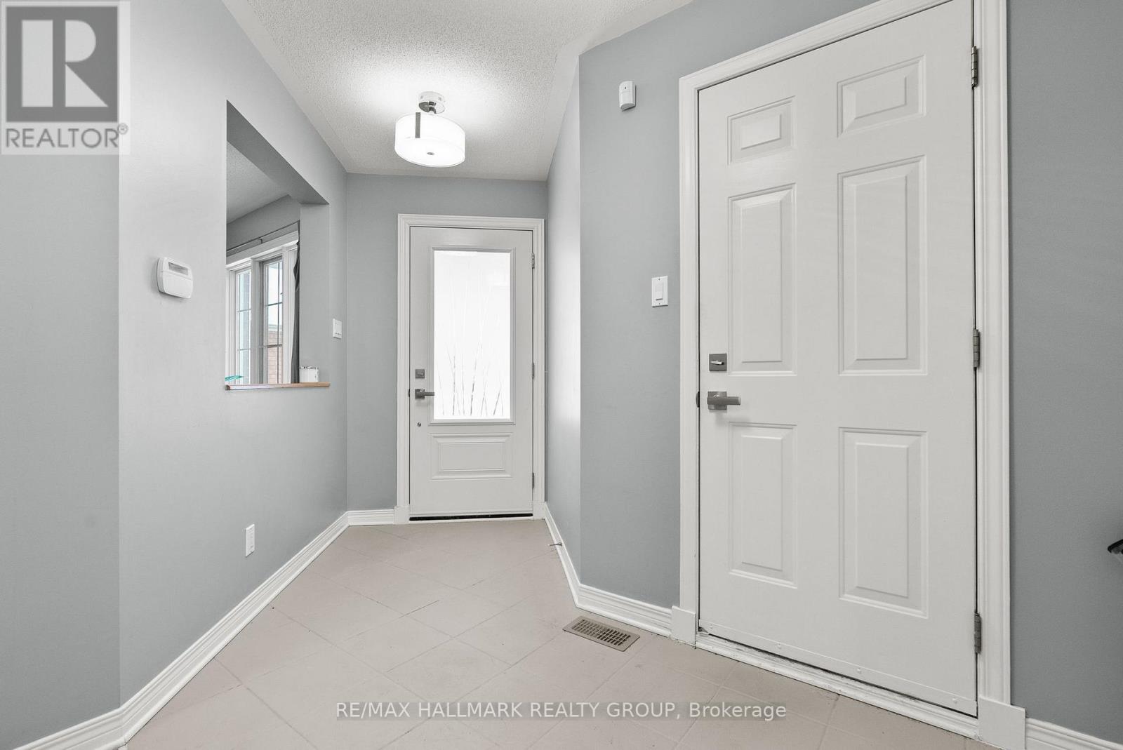 9 New Deighton Crescent