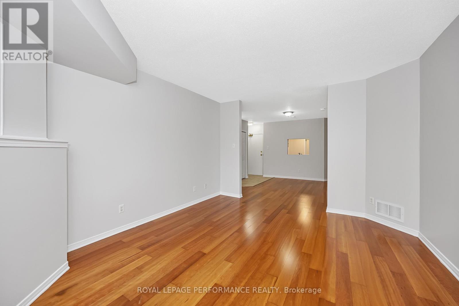 2 - 80 Briargate Private