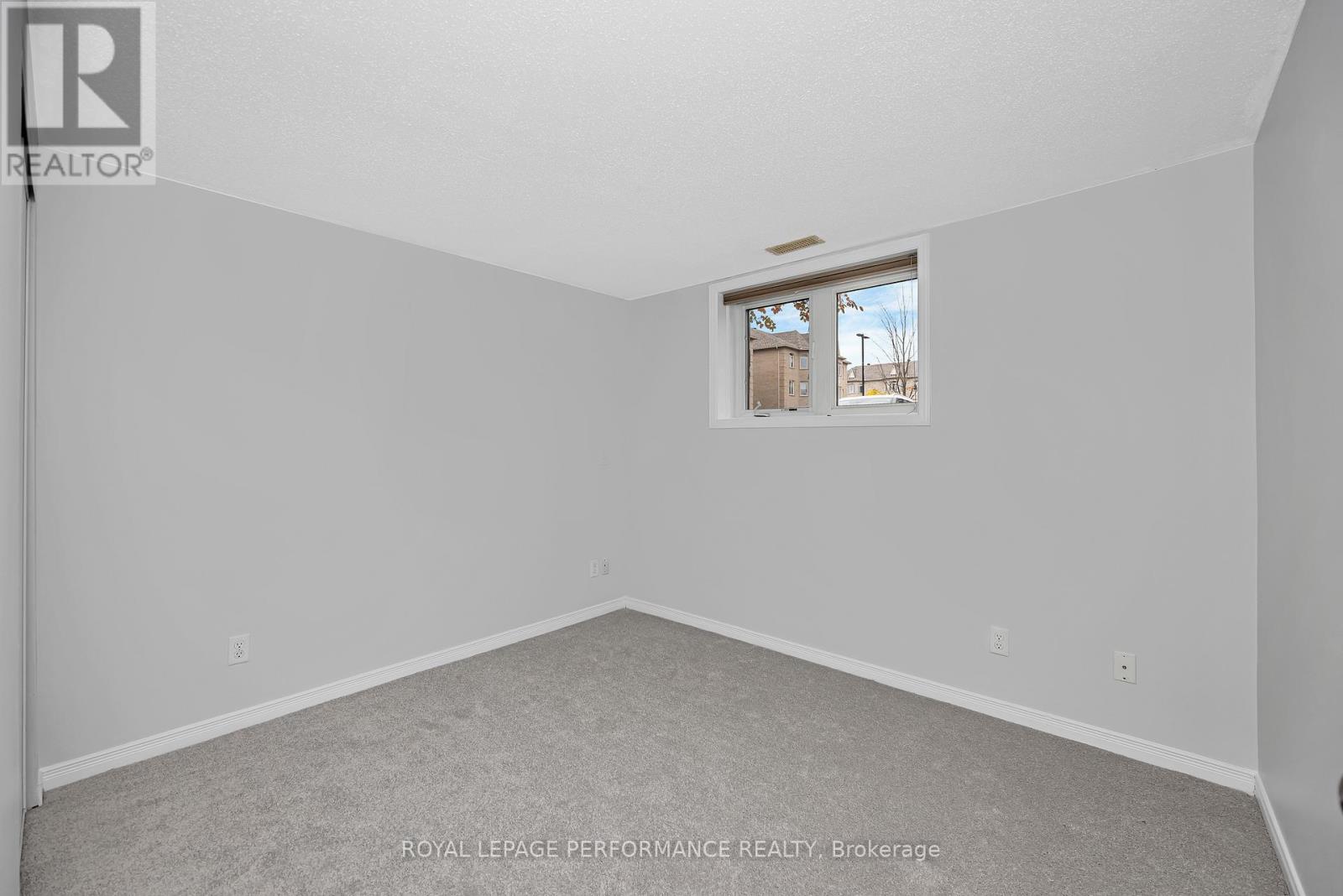 2 - 80 Briargate Private