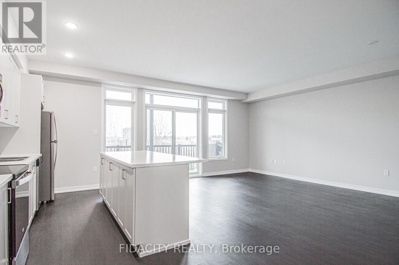 F - 225 Citiplace Drive