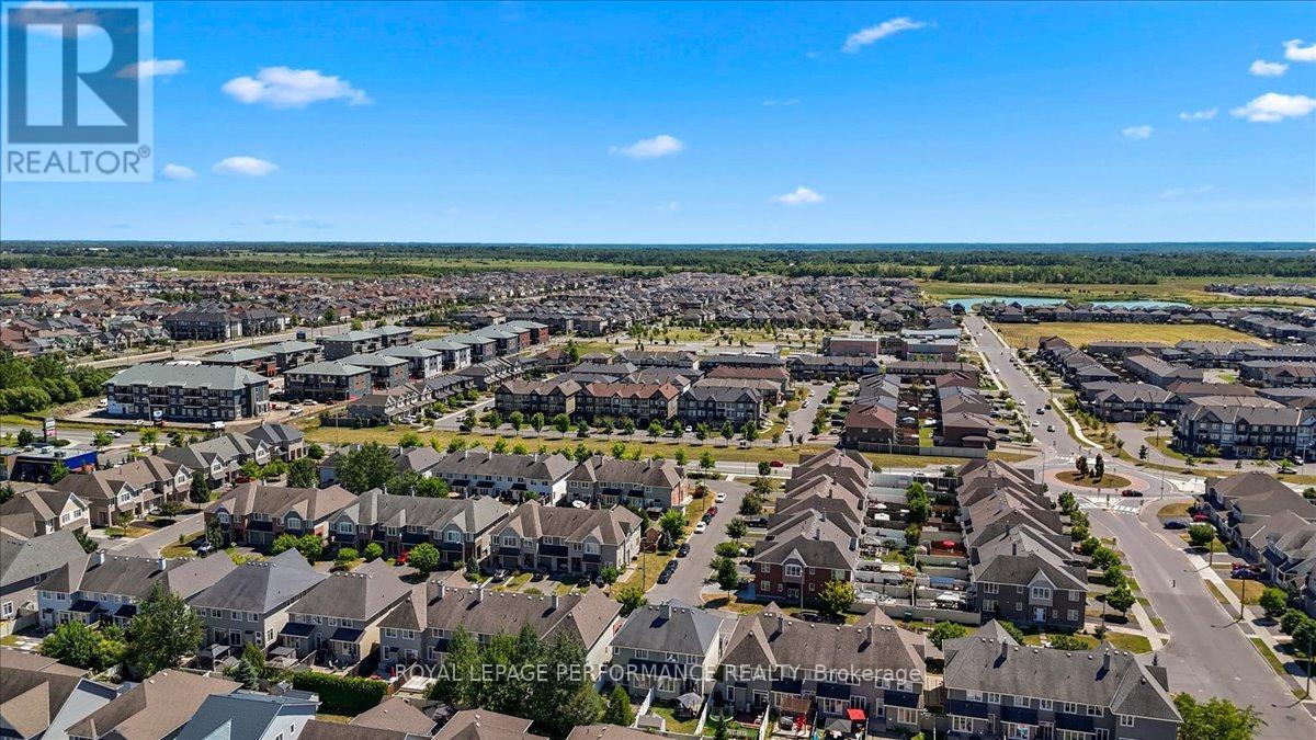 416 Rochefort Circle