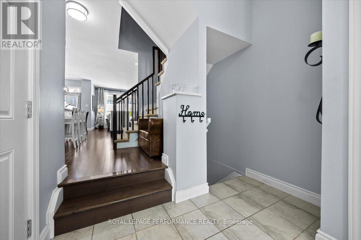 416 Rochefort Circle