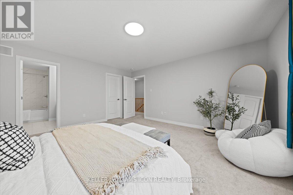 550 Sturnidae Street