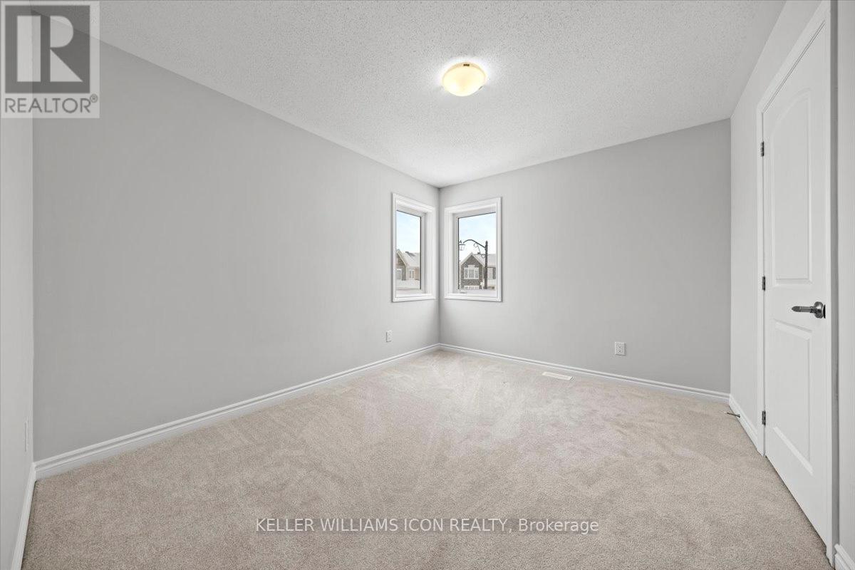 550 Sturnidae Street