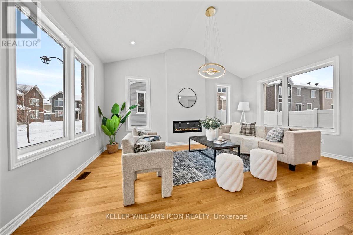 550 Sturnidae Street