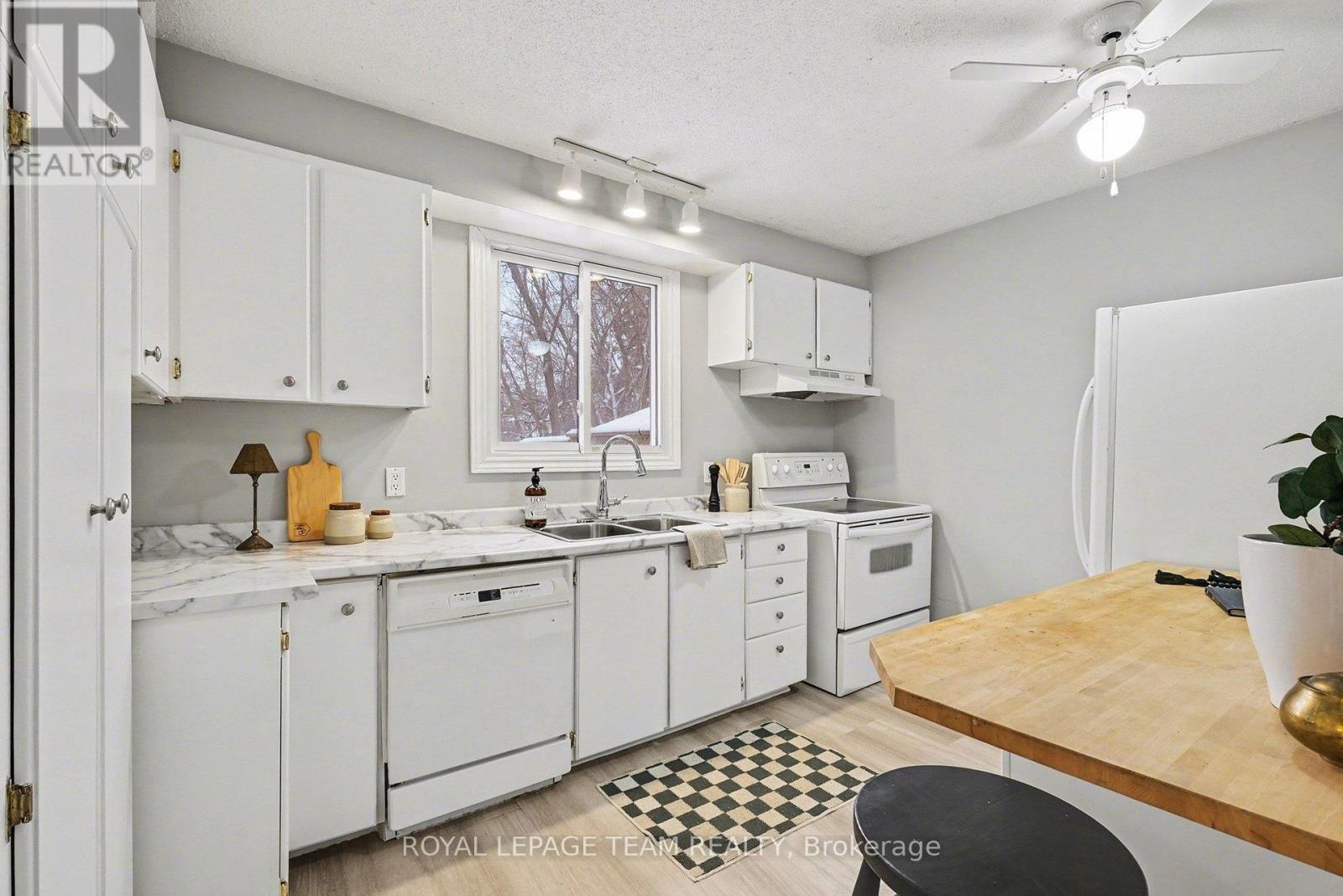 10 - 105 Parkinson Street