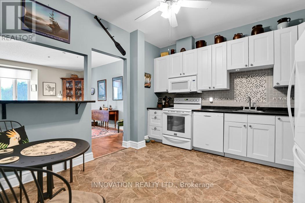 319 - 1 Rosamond Street E