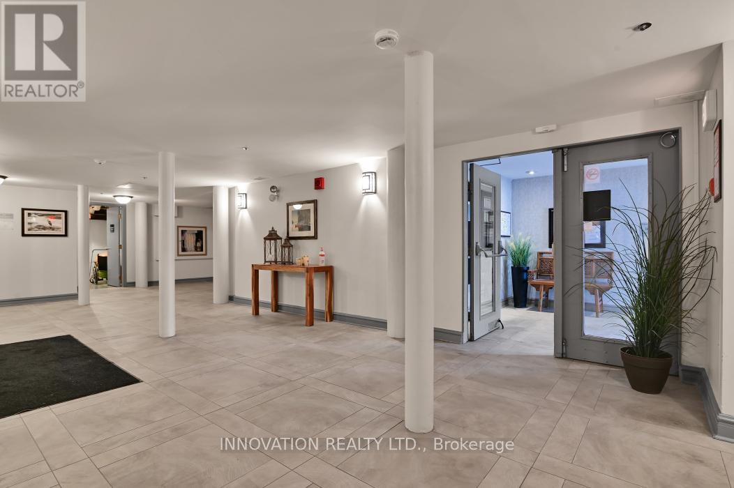 319 - 1 Rosamond Street E