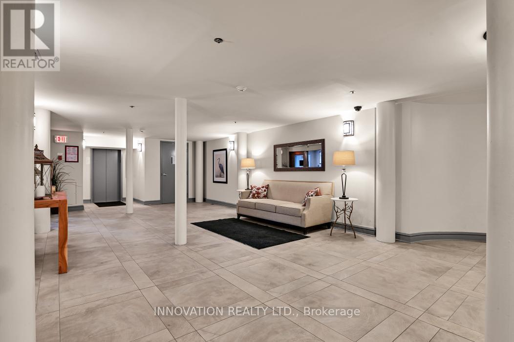 319 - 1 Rosamond Street E