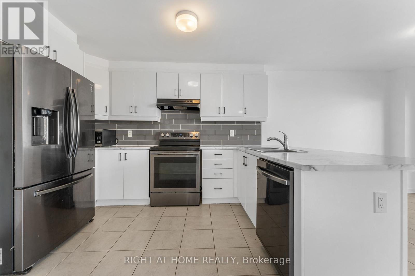 47 Mudminnow Crescent