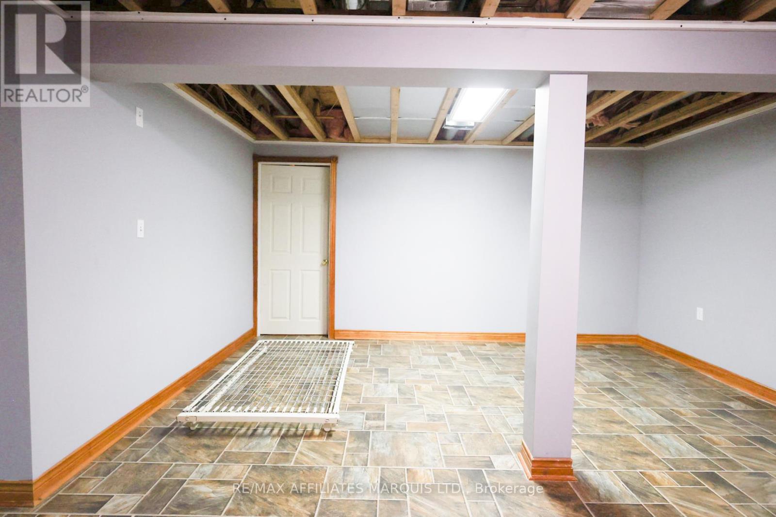 19249 County Road 2 Road