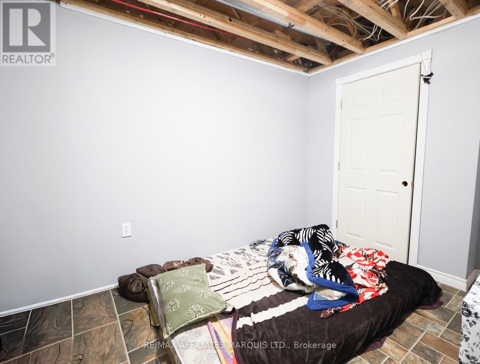 19249 County Road 2 Road