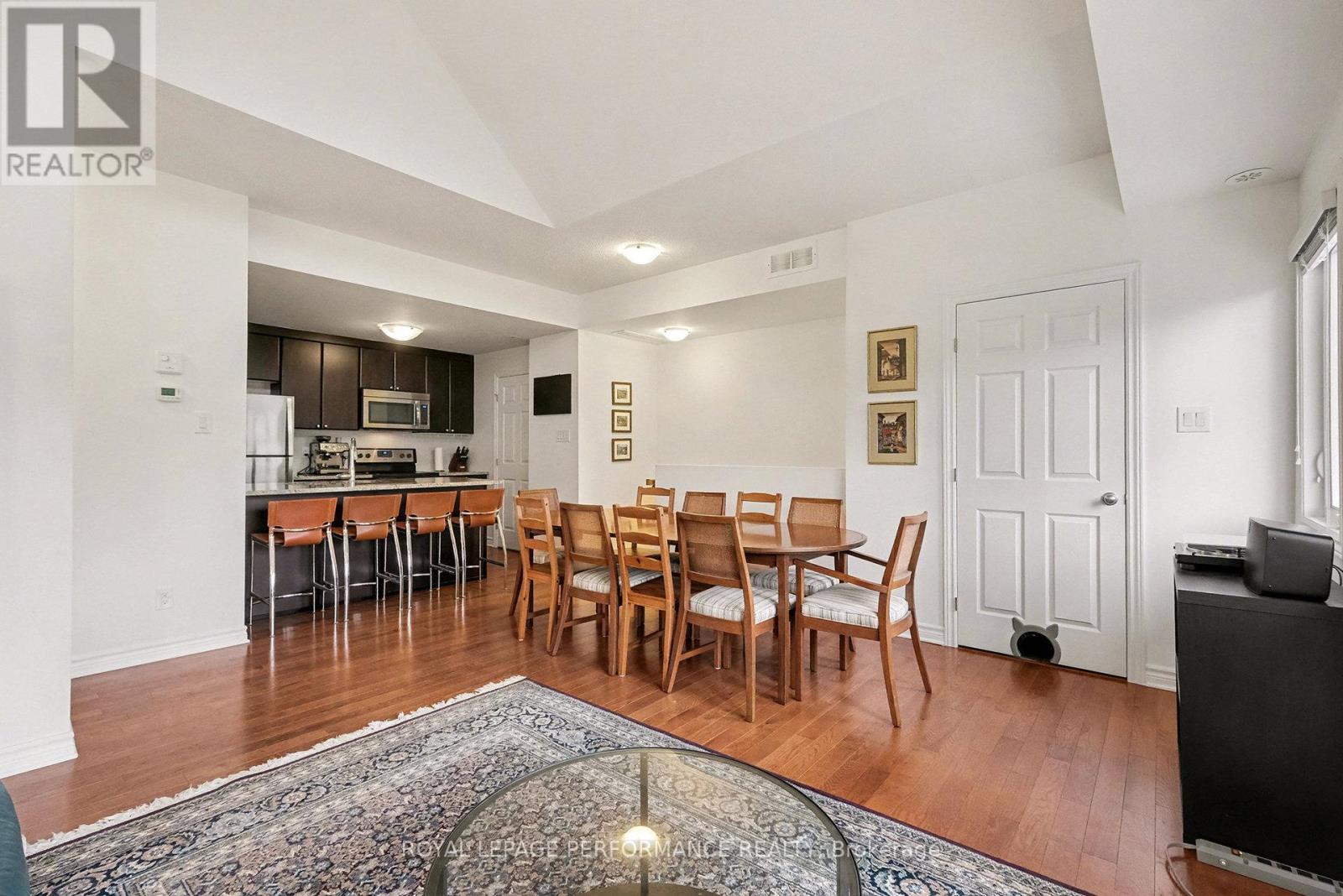 J - 362 Wood Acres Grove