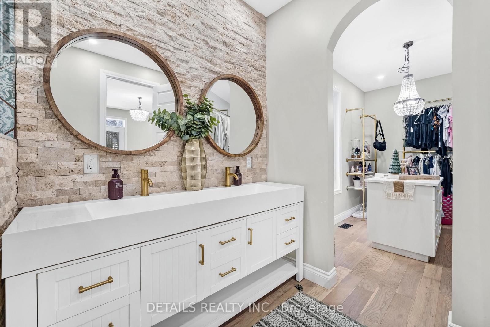 387 Campbell Side Road