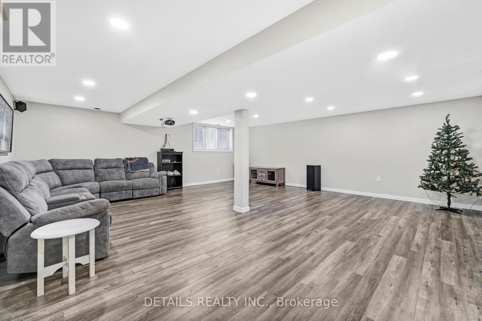 387 Campbell Side Road