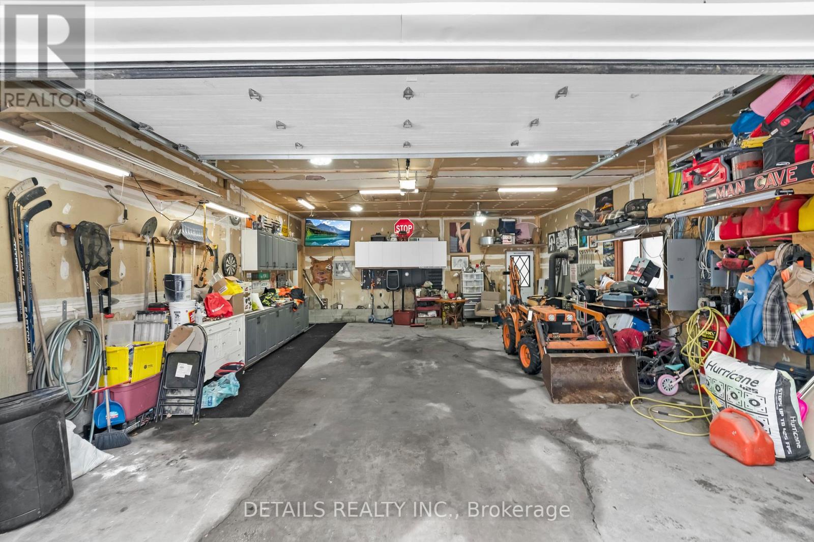 387 Campbell Side Road