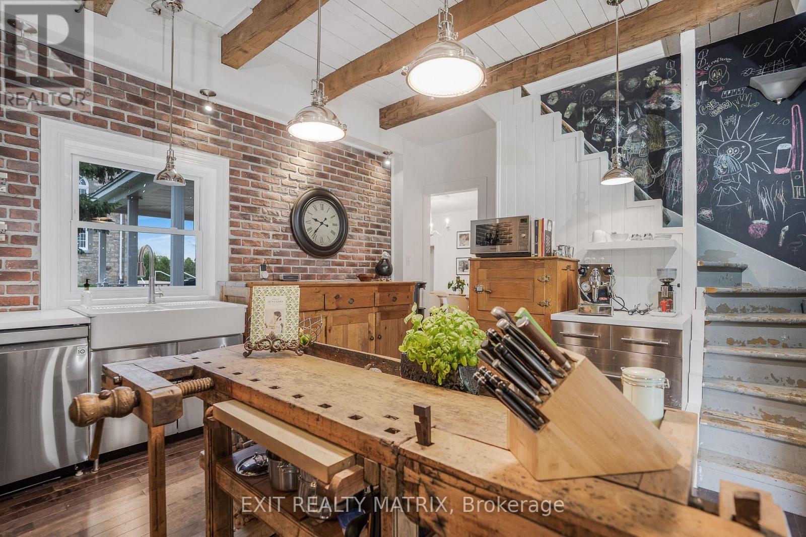 729 County Rd 18 Road