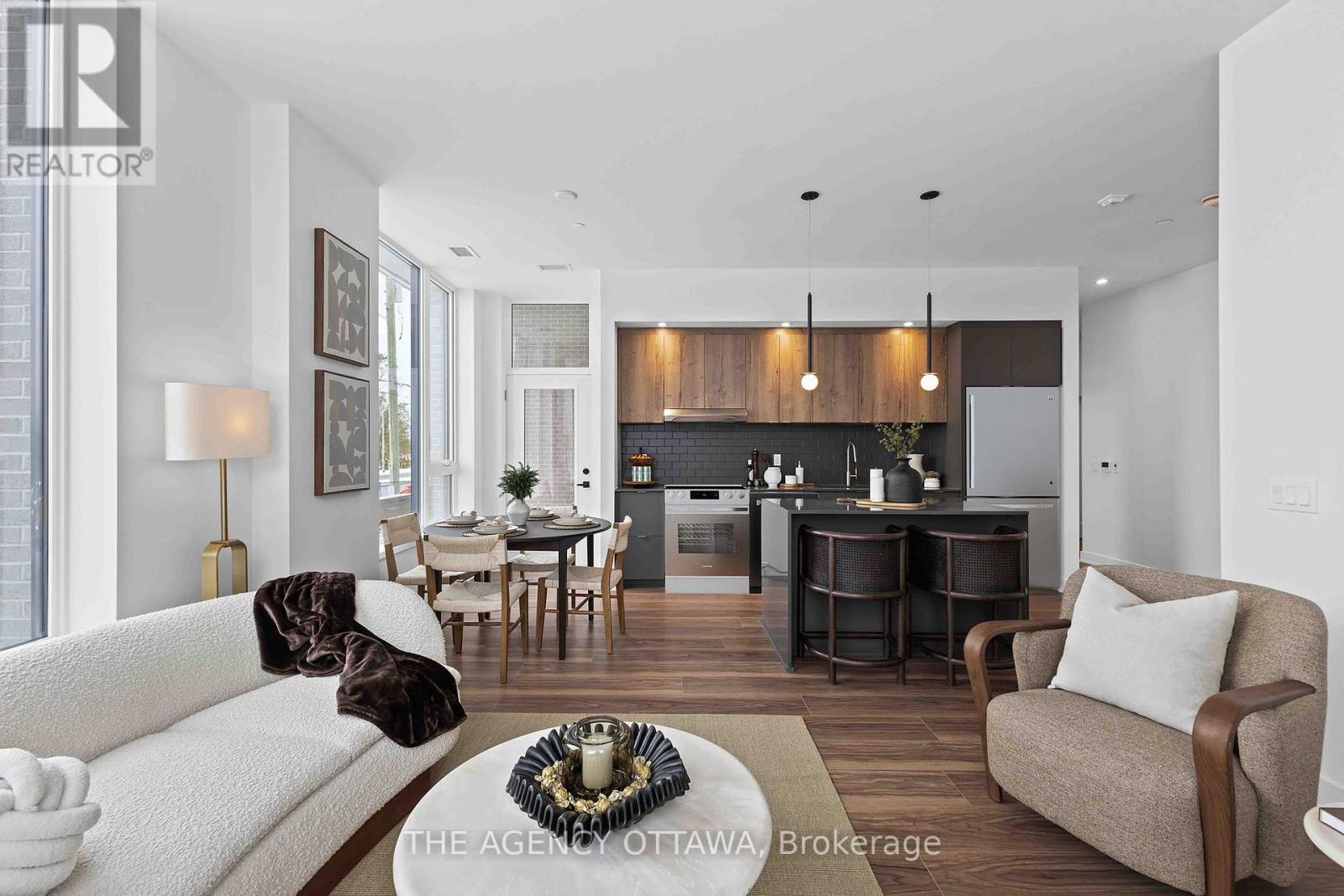 101 - 3071 Riverside Drive