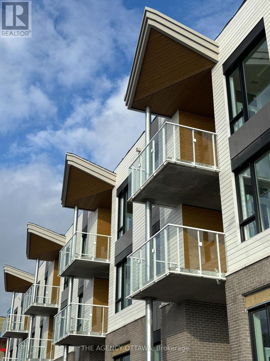 311 - 3071 Riverside Drive