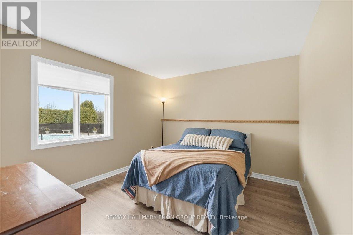 1147 Fieldown Street