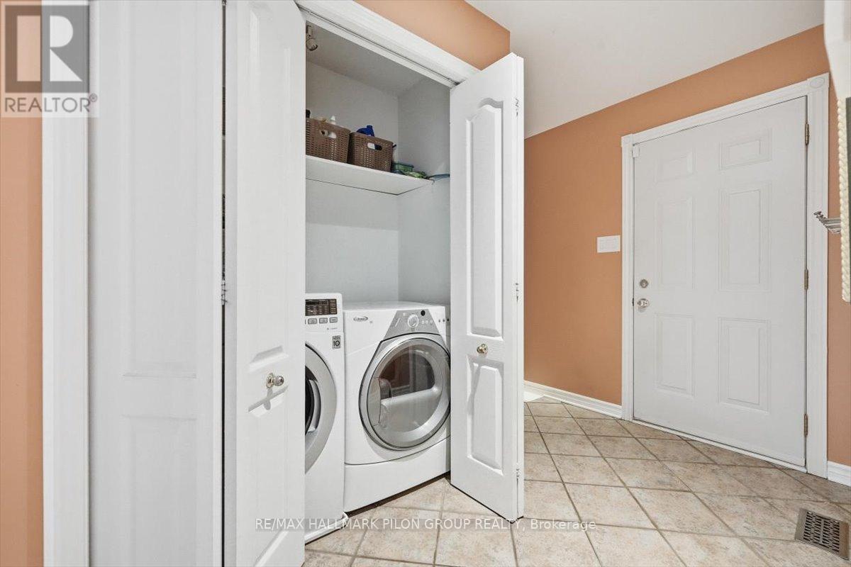 1147 Fieldown Street