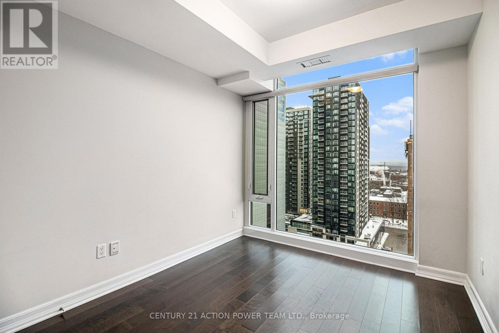 1506 - 238 Besserer Street