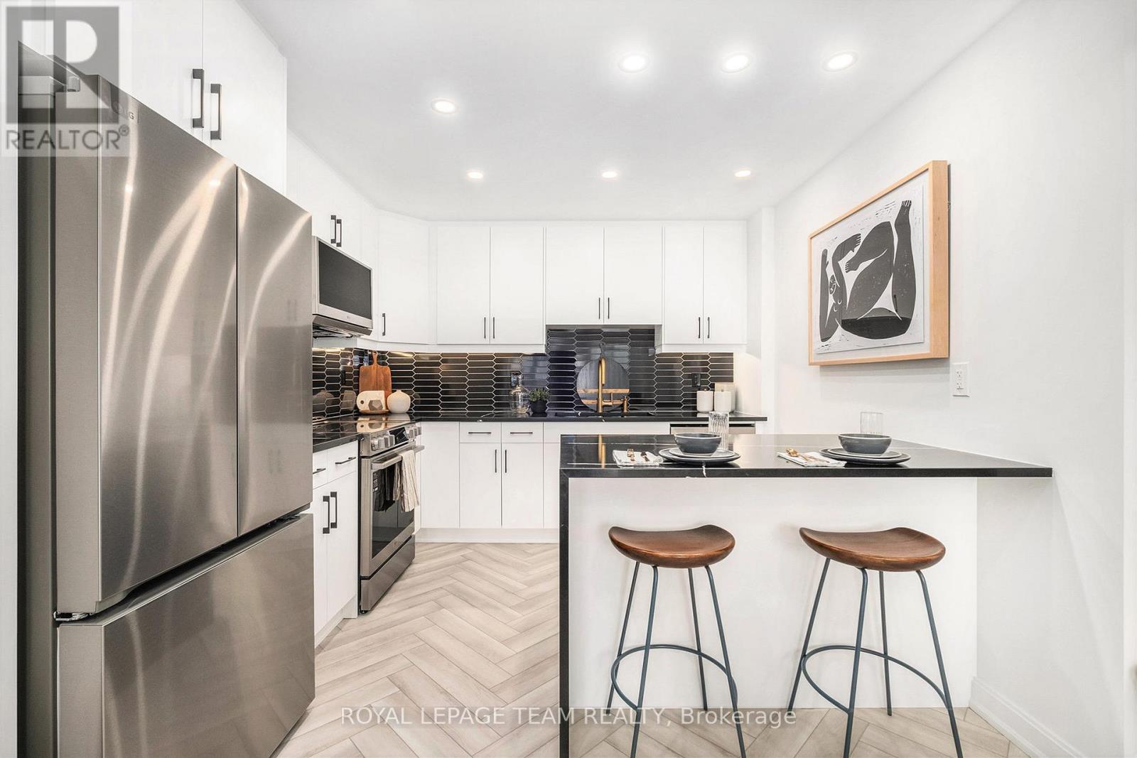 Lot 1502 (half Moon Bay)