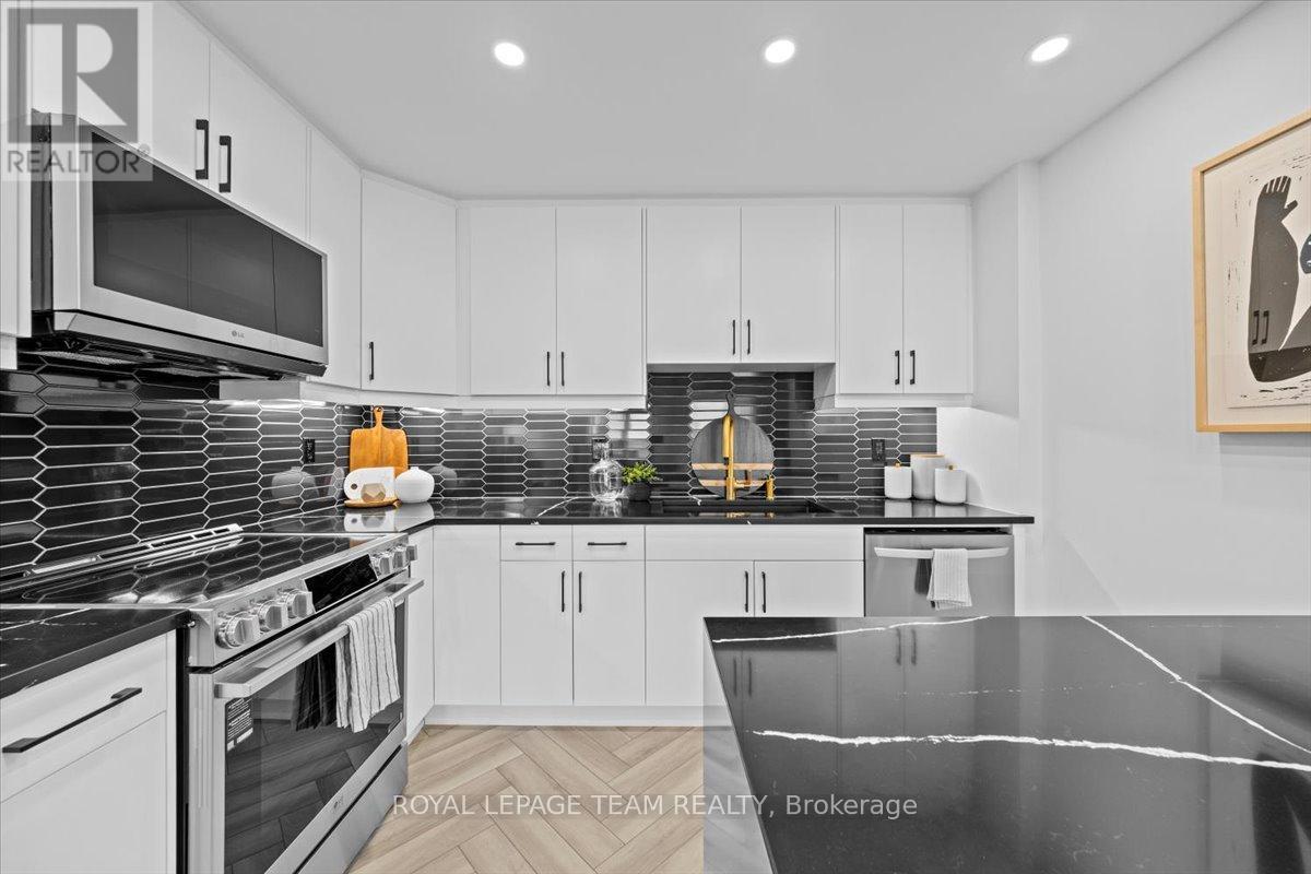 Lot 1502 (half Moon Bay)