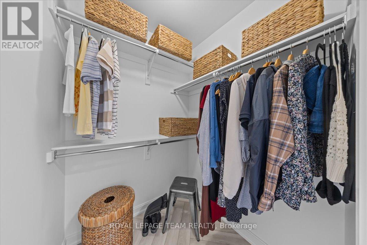 Lot 1502 (half Moon Bay)