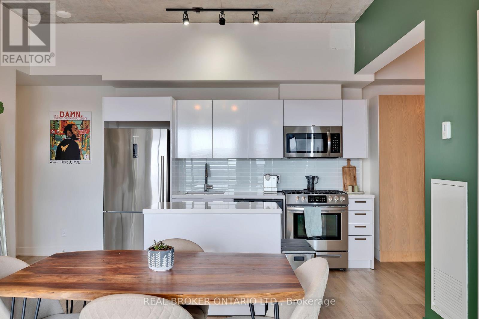 703 - 203 Catherine Street