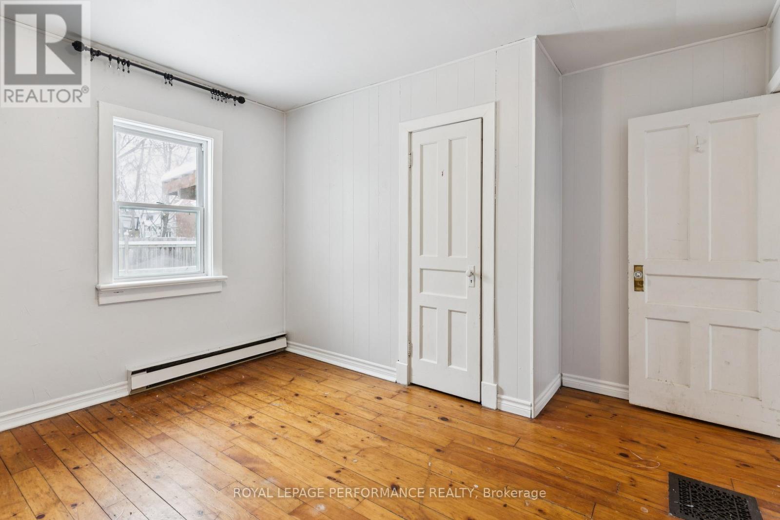 121 Elizabeth Street