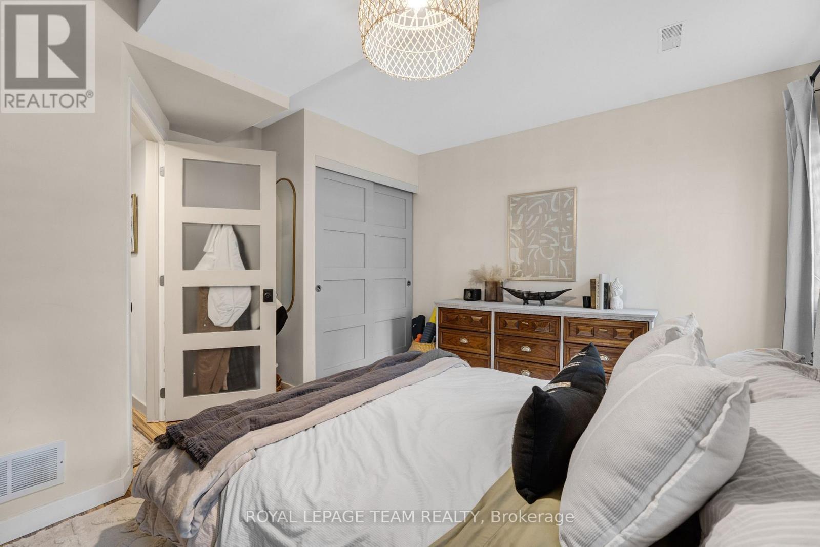 26 - 799 Montreal Road E