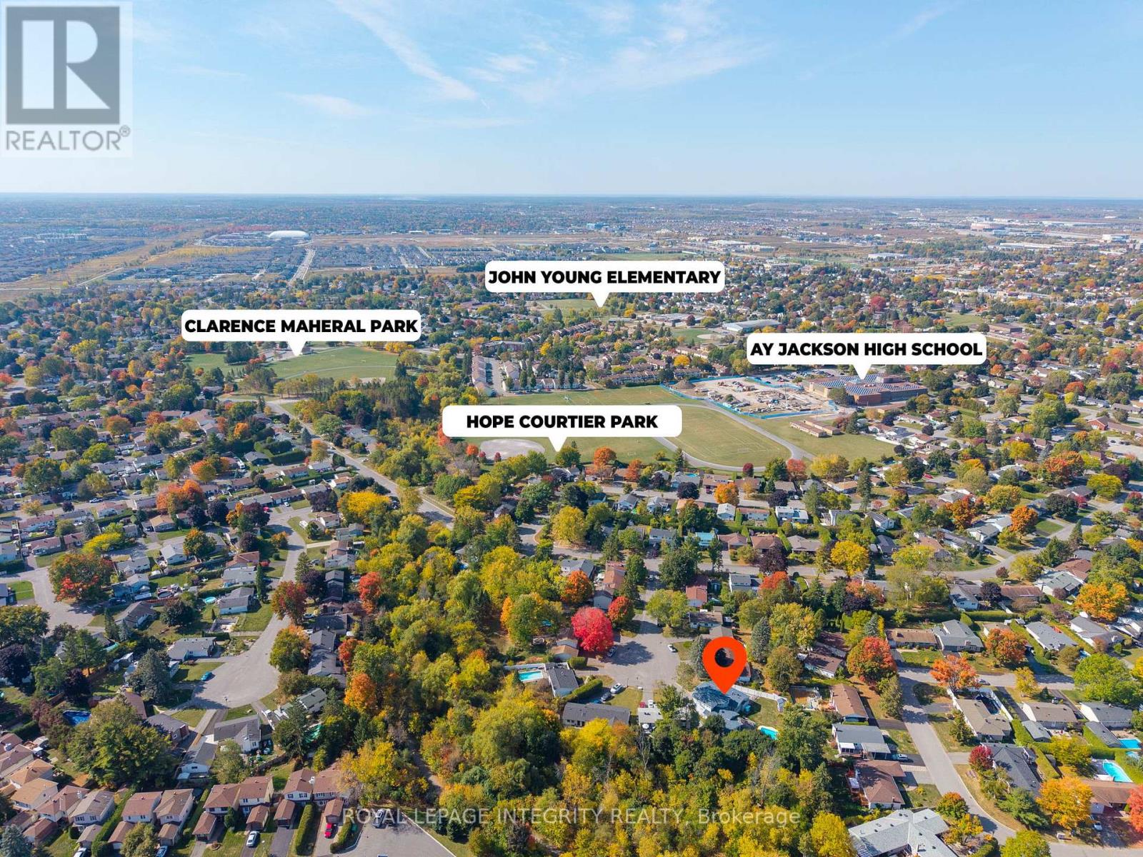 16 St Andrews Circle