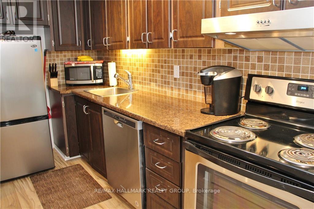 4 - 14 Sweetbriar Circle