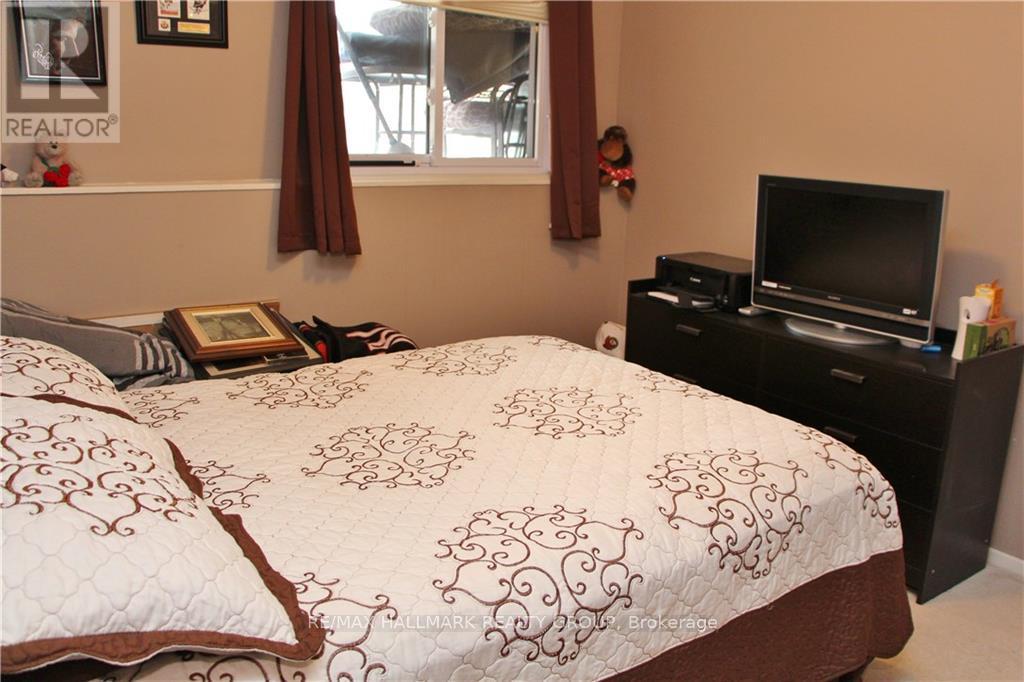 4 - 14 Sweetbriar Circle