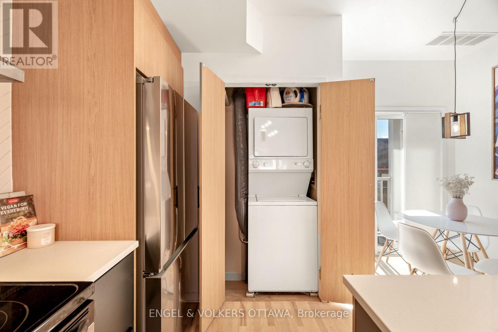 2 - 4 Sherbrooke Avenue