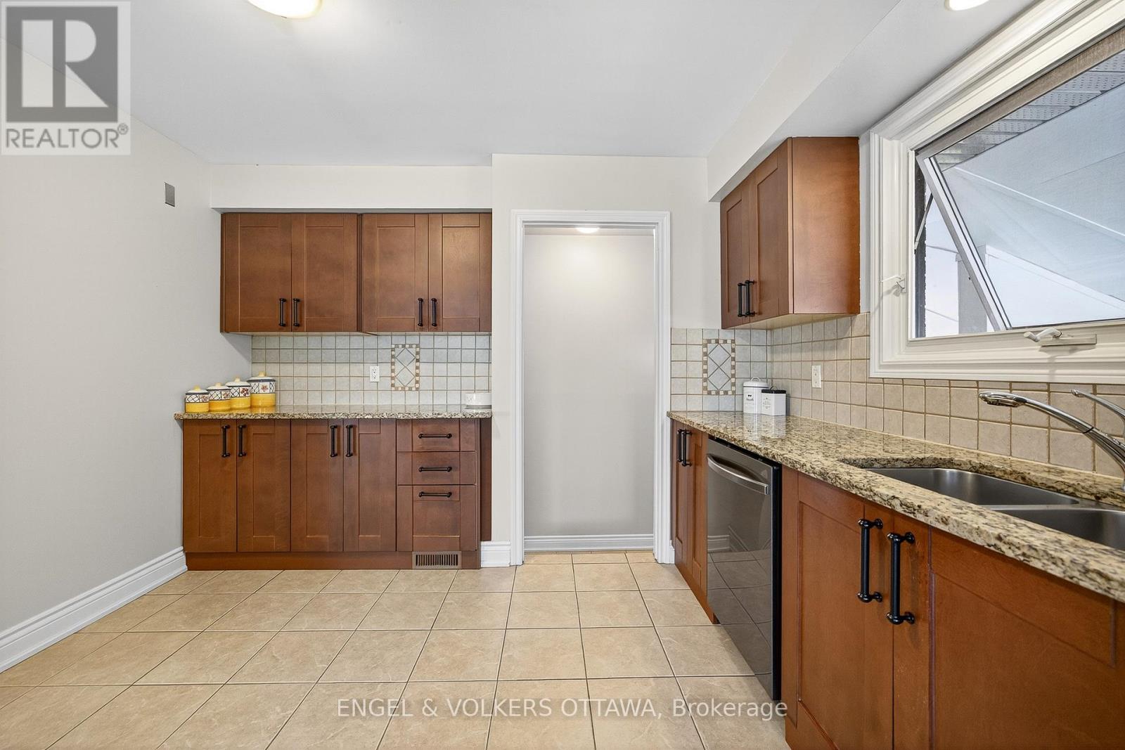 1291 Notting Hill Avenue