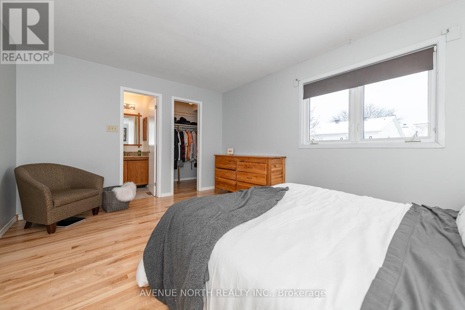 128 Midsummer Terrace