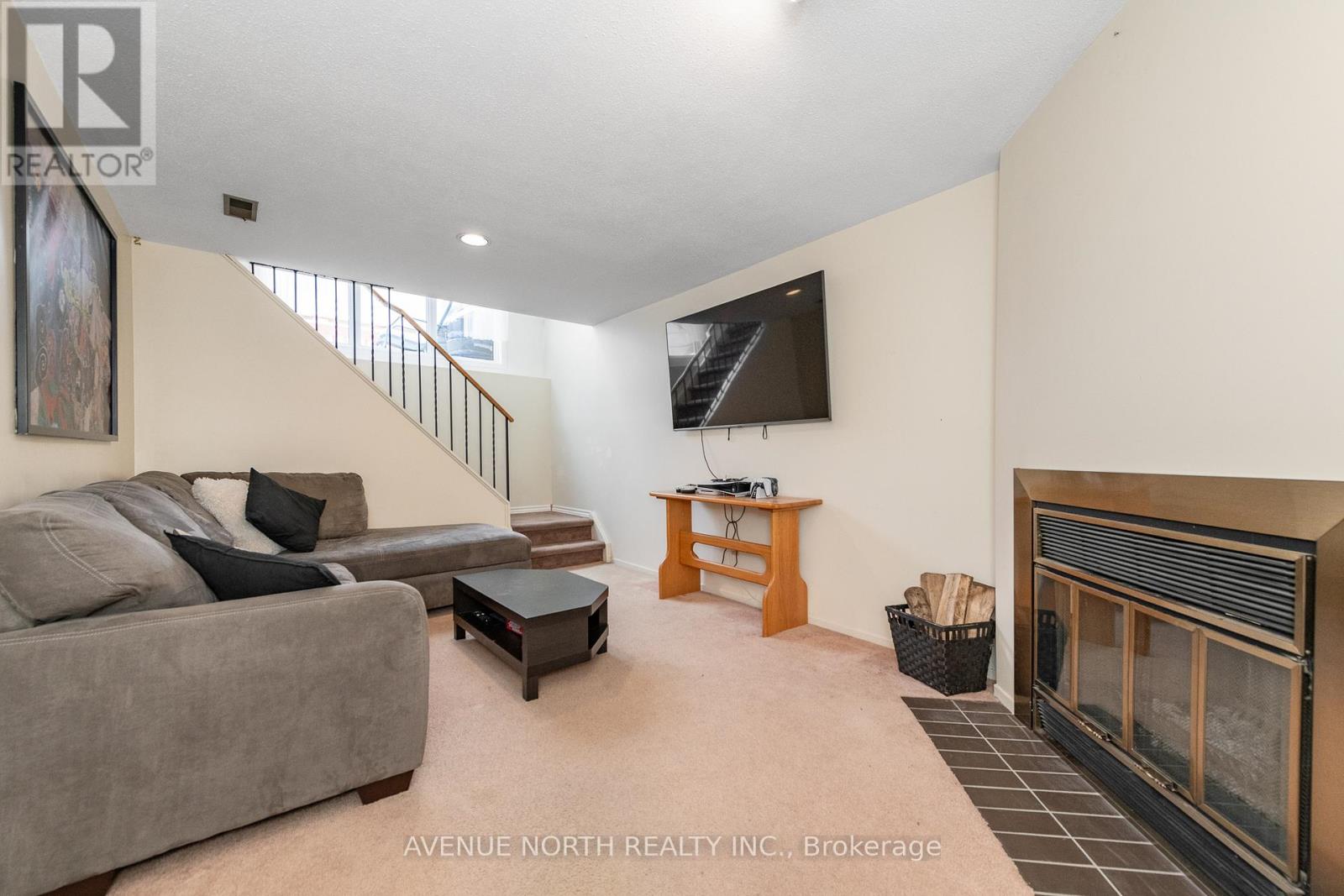 128 Midsummer Terrace