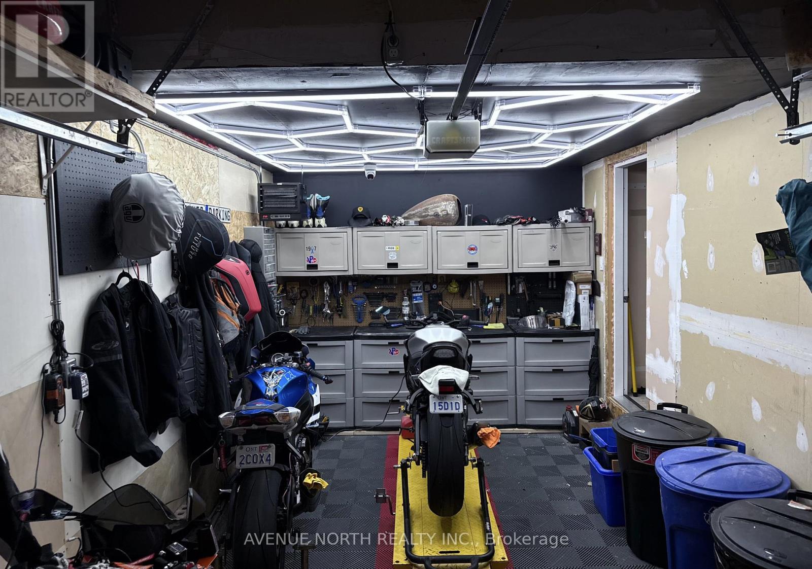 128 Midsummer Terrace