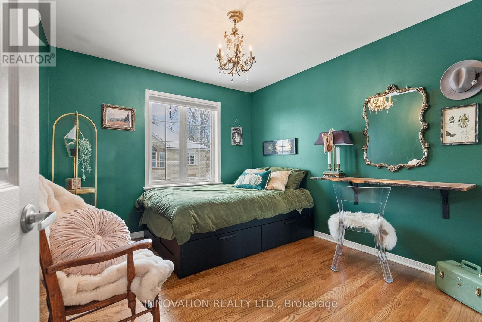 246 Gladeview Private