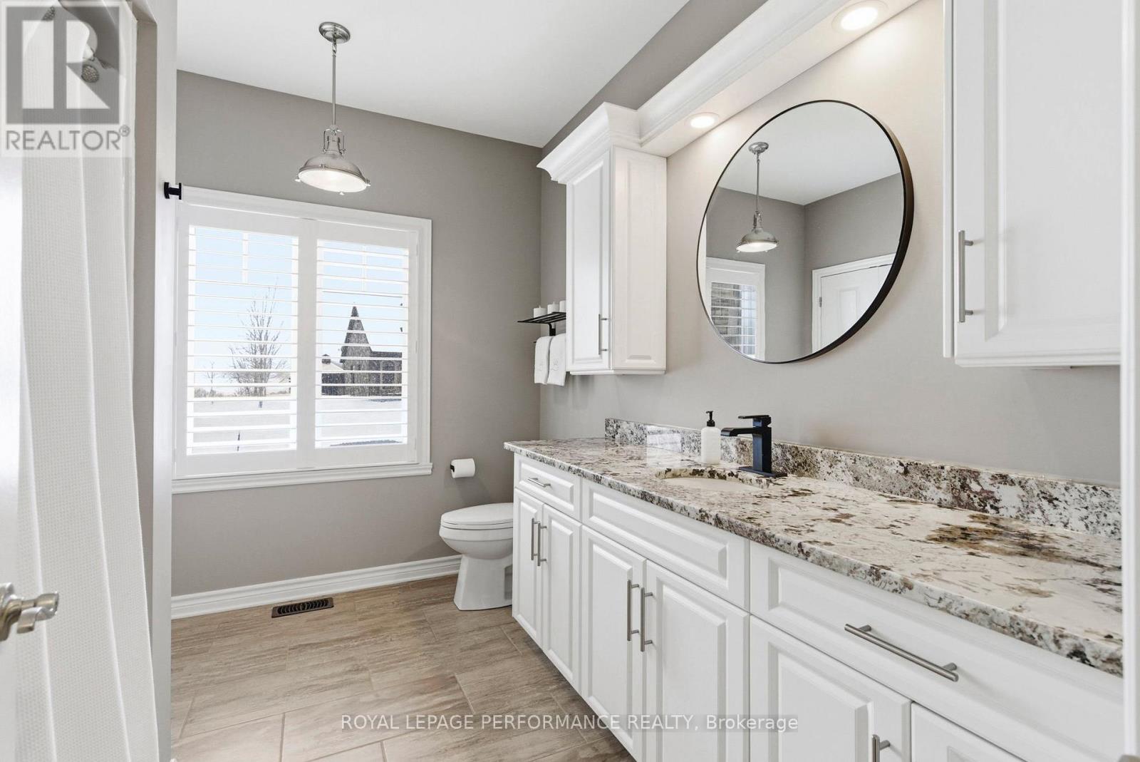 18132 St. Laurent Boulevard