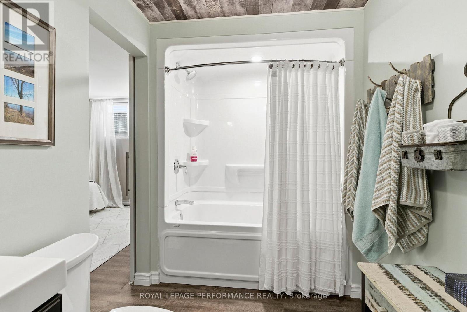 18132 St. Laurent Boulevard