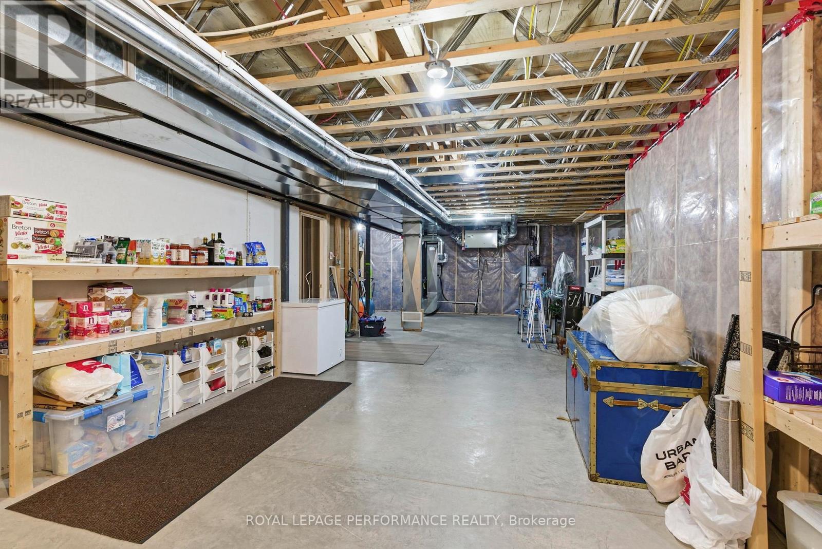 18132 St. Laurent Boulevard