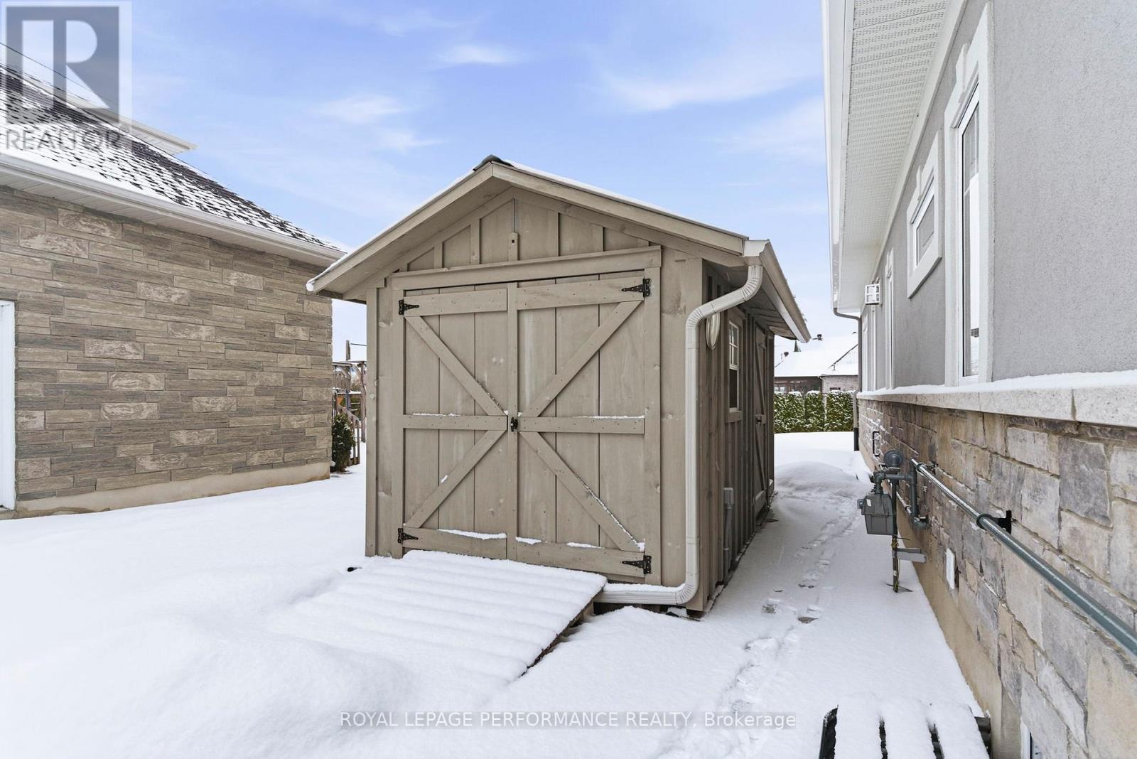 18132 St. Laurent Boulevard