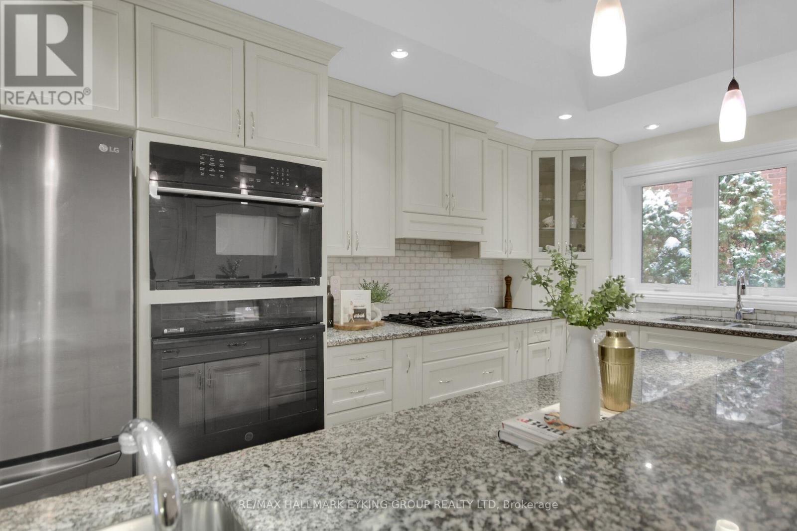 121 Macdonald Street