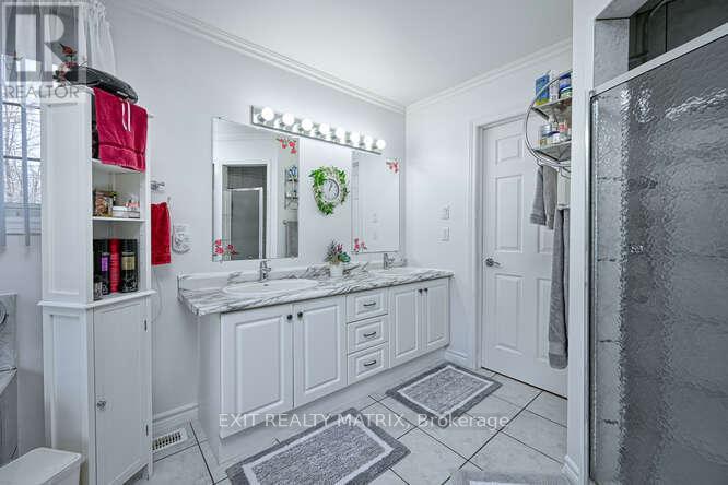 2573 Mitchell Street