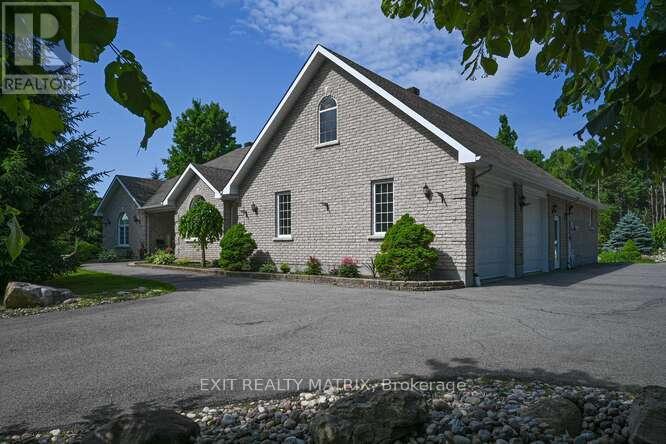 2573 Mitchell Street