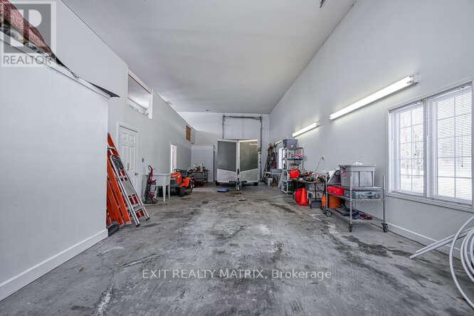 2573 Mitchell Street