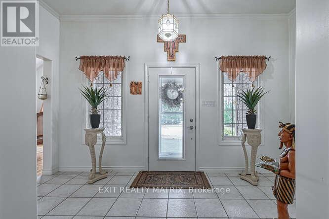 2573 Mitchell Street